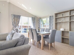 Dining - Coniston (Carnforth)