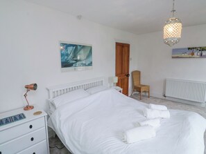 2 habitaciones, decoración personalizada y muebles diferentes 
