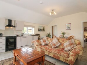 Interior - Millstone Cottages - Millstone Cottage (Shrewsbury)