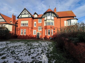 Exterior - Clifton Drive Apartment (Lytham St. Anne's)