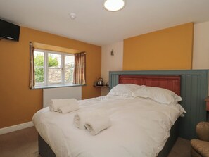 1 quarto, individualmente decorados, individualmente mobiliados