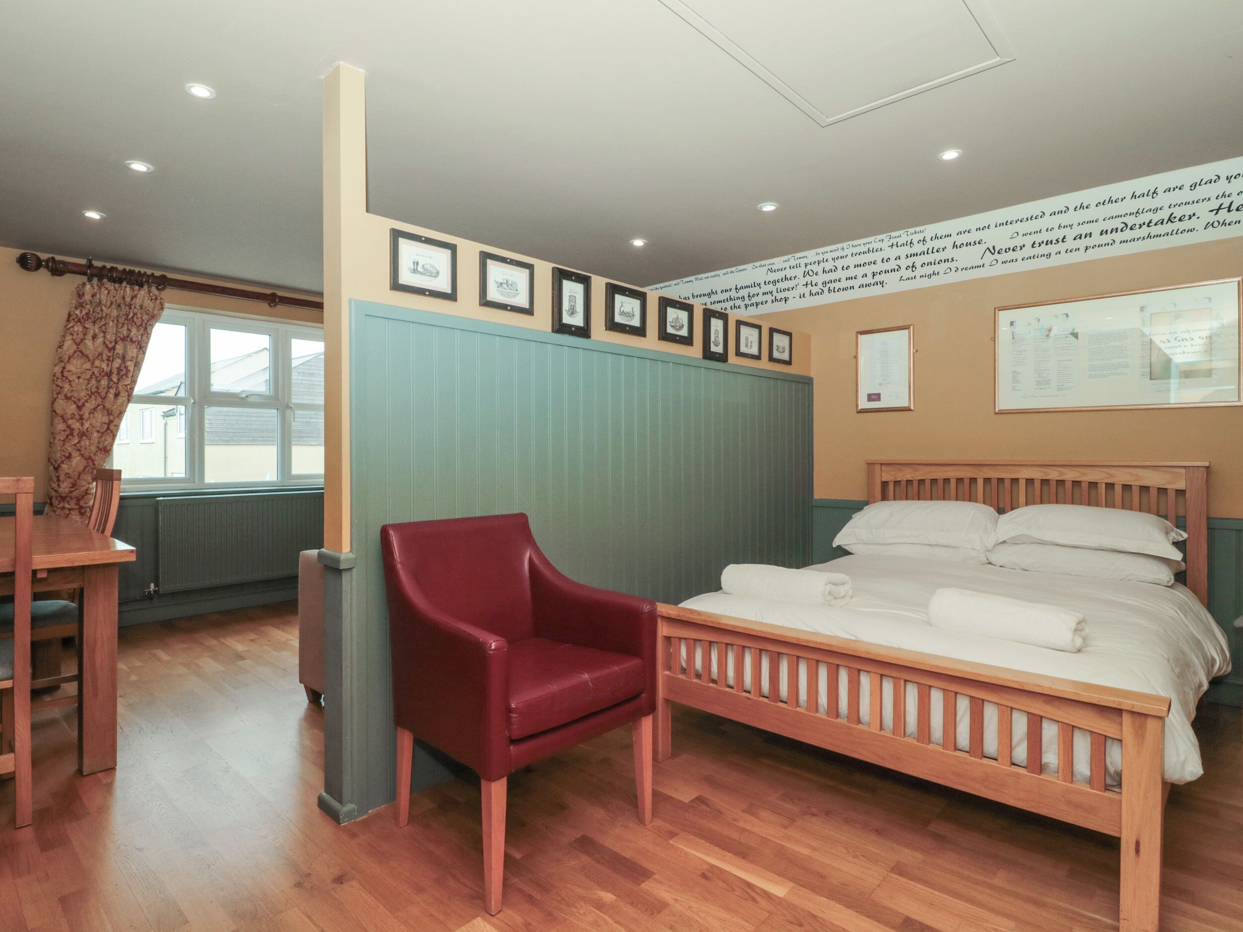 1 sovrum, individuell inredning, unika möbler och gratis wi-fi