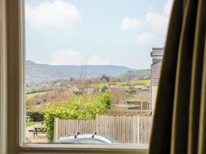 Interior - Suite 3 (Stroud)