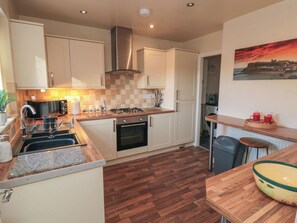 Fridge, electric kettle, cookware/dishes/utensils - 1 Old Dairy (Saltburn-by-the-Sea)