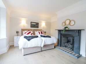 7 bedrooms, individually decorated, individually furnished, free WiFi