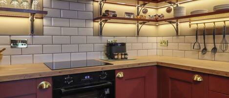 Fridge, dishwasher, electric kettle, toaster