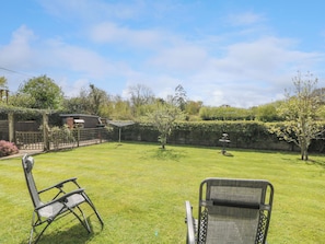 Property grounds - Plummers Water (Lymington)