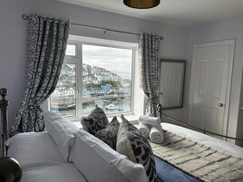 2 多间卧室、特色装修、特色家居、免费 WiFi