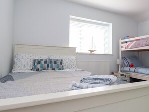 3 bedrooms, individually decorated, individually furnished