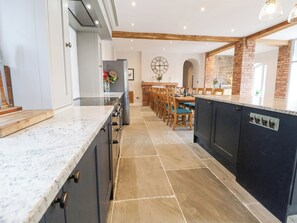 Dining - Tanat House (Oswestry)