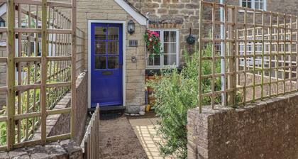 Old Ropemakers Cottage