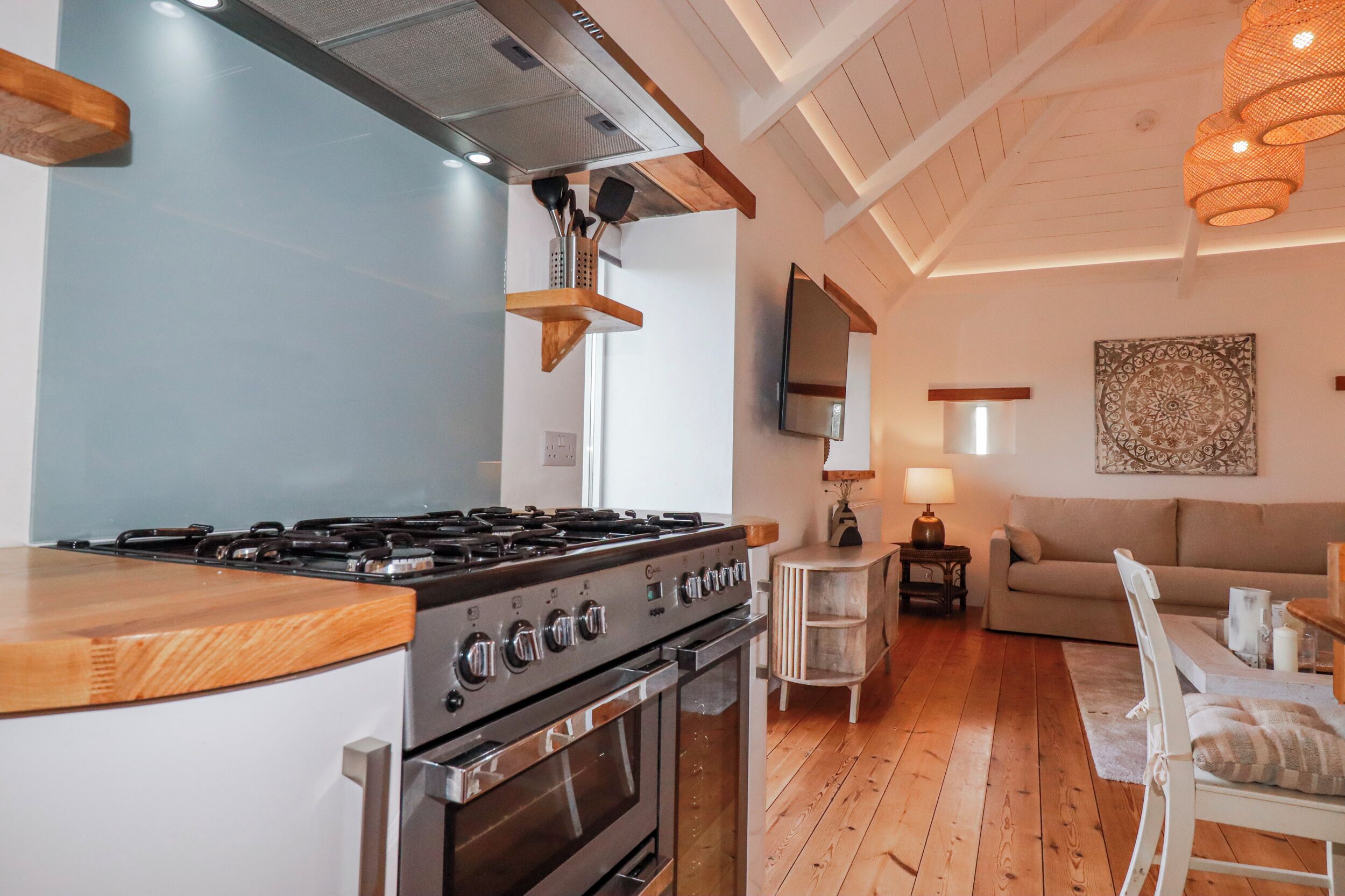 Casa de campo | Cocina privada | Frigorífico, lavavajillas, hervidor eléctrico y tostadora