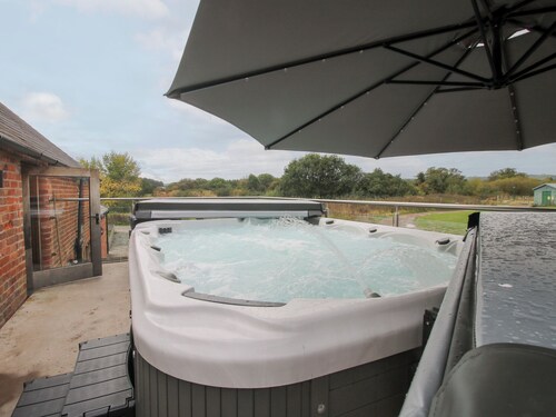 Millstone Cottages - Breidden View