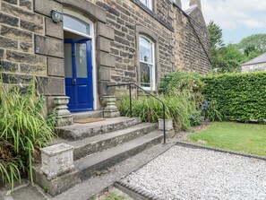 Cottage | Exterior detail - Deeley House (Matlock)