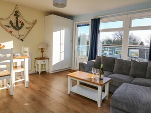 Living area - The Sail Loft (Dartmouth)