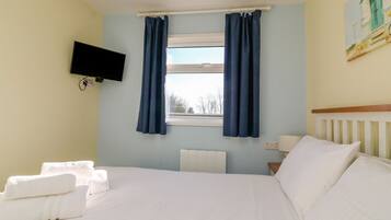 2 bilik tidur, dihias secara berasingan