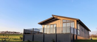 Holly Lodge