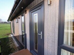 Exterior detail - Holly Lodge (Whitby)