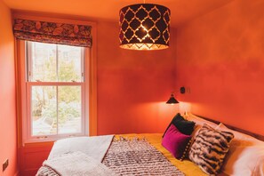 5 Schlafzimmer, individuell dekoriert, individuell eingerichtet
