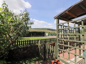 Cottage | Property grounds