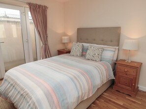 4 bedrooms, individually decorated, individually furnished, free WiFi - Greenlee House (Seahouses)