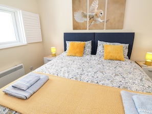 1 chambre, décoration personnalisée, ameublement personnalisé