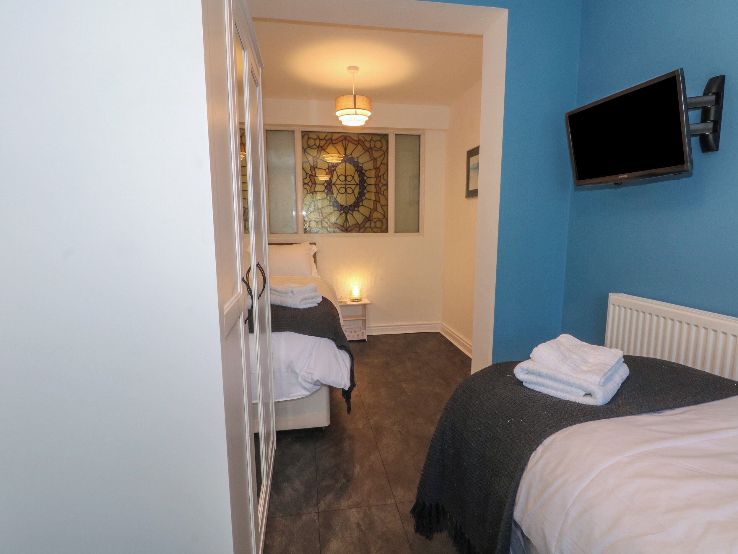 2 bedrooms, individually decorated, individually furnished, free WiFi