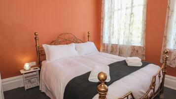 2 slaapkamers, individueel gedecoreerd, individueel gemeubileerd