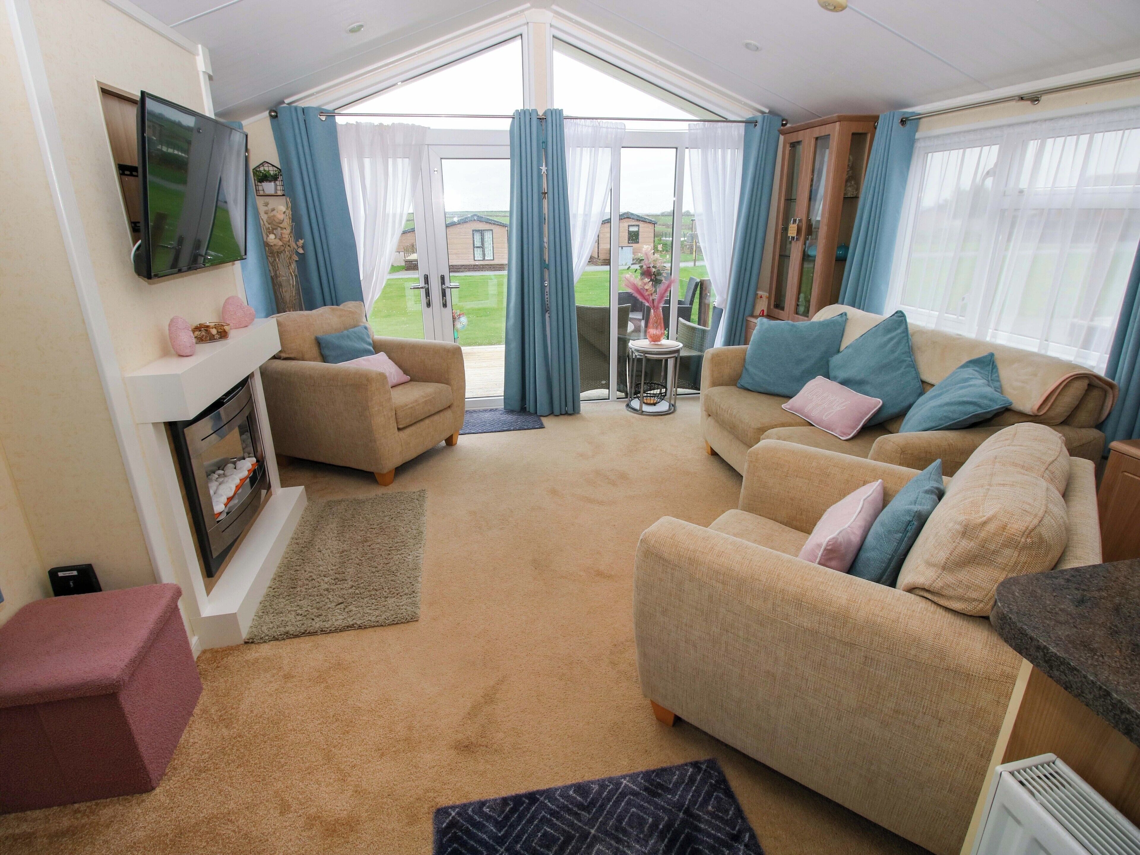 Cottage | Living area