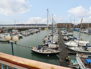 Marina - 15 Sovereign House (Milford Haven)