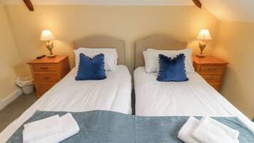 3 bedrooms, individually decorated, individually furnished, free WiFi