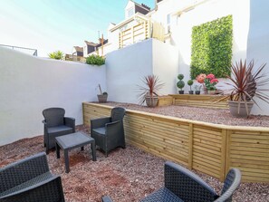 Cottage | Property grounds