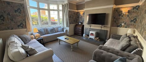 Cottage | Living area