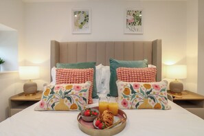 2 bedrooms, individually decorated, individually furnished, free WiFi - Victory View (Penzance)