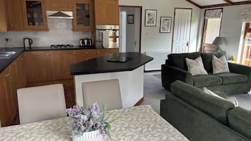 Cottage | Interior