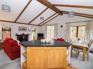 Living area - 2 Riverside Lodge (Boncath)