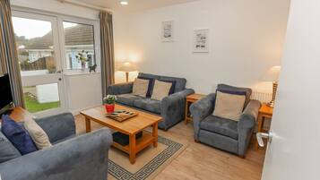Cottage | Living area