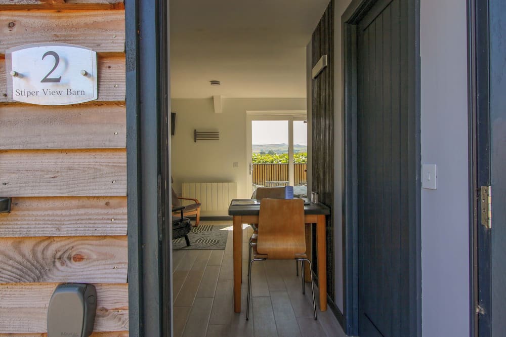Stiper View Barn 2 - Betchcott