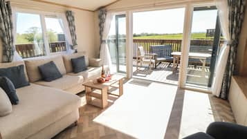 Cottage | Living area