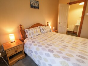 3 bedrooms, individually decorated, individually furnished, free WiFi