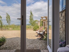 Cottage | Interior - Pond View at Yeabridge Farm (Beaminster)