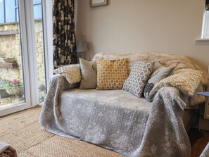 Living area - Pond View at Yeabridge Farm (Beaminster)