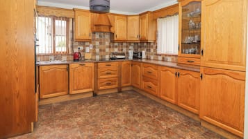 Fridge, dishwasher, electric kettle, toaster