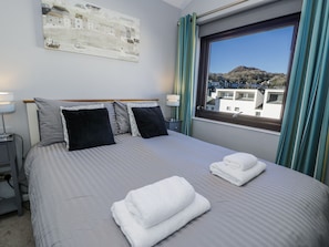 1 chambre, décoration personnalisée, ameublement personnalisé