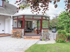 Exterior detail - Lake View (Falmouth)