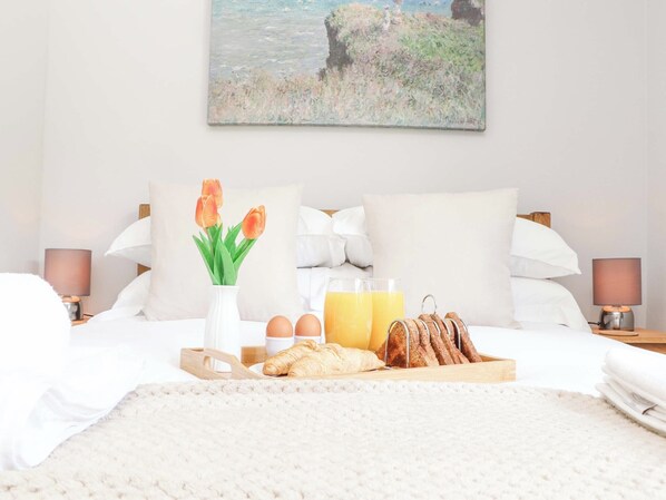 1 bedroom, individually decorated, individually furnished, free WiFi - Lake View (Falmouth)