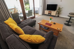 Cottage | Living area