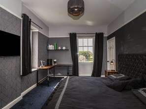 7 bedrooms, individually decorated, individually furnished, free WiFi