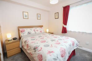 1 habitación, decoración personalizada y muebles diferentes 