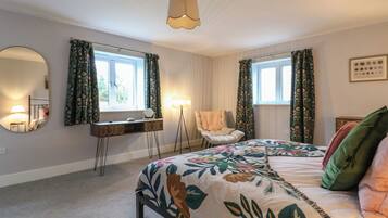 3 bedrooms, individually decorated, individually furnished, free WiFi